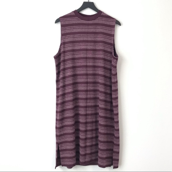 New! Dip Sweater Knit Plus Size Sleeveless Shirt Dress - Picture 2 of 9